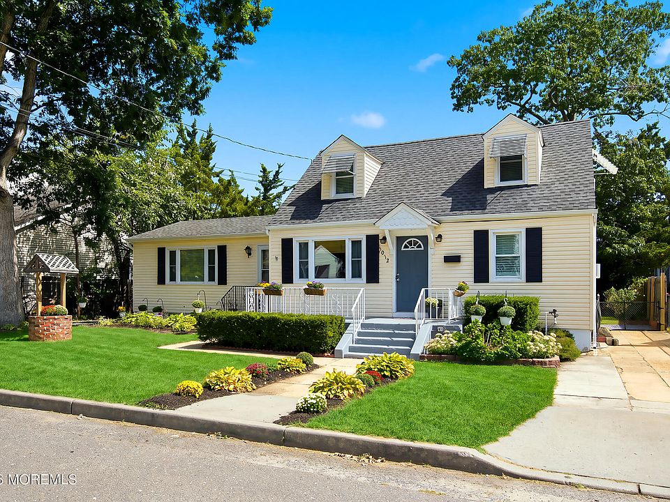 1st image of 1012 Barton Avenue