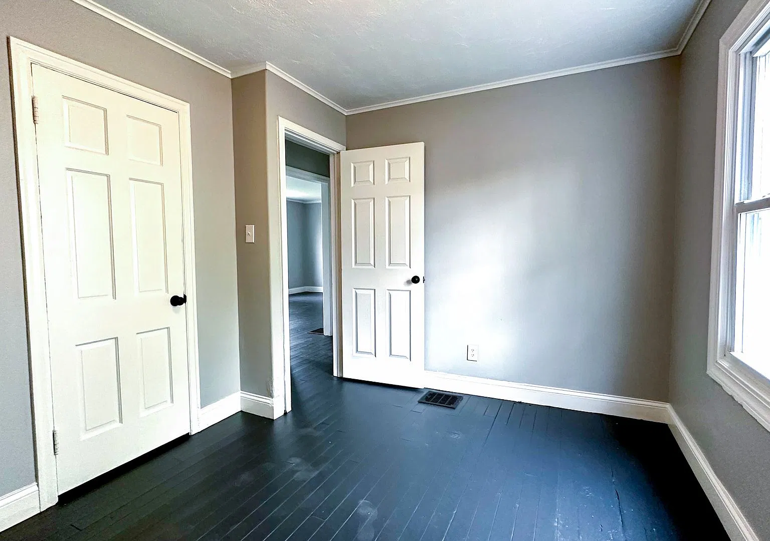 Spacious 3BR Corner-Lot Home w/ Full Basement & Large Yard — Photo 2