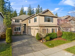 6803 Crest View Ave SE, Snoqualmie, WA 98065