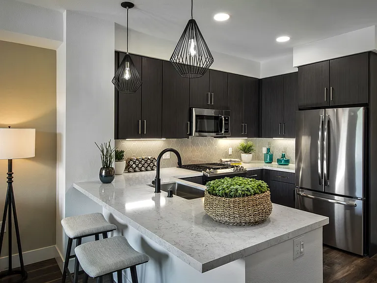 Purl Apartments — Photo 4