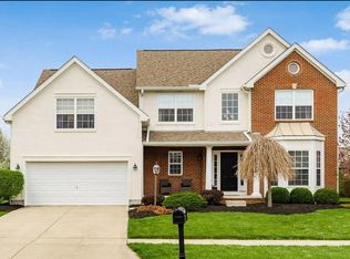 4034 Landhigh Lakes Dr, Powell, OH 43065