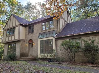 165 Trout Brook Ln, Scituate, RI 02831