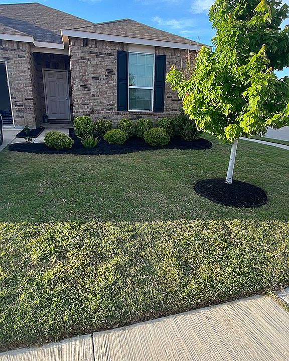 2nd image of 2441 Buelingo Ln