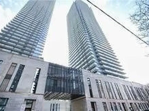 65 Saint Mary St, Toronto, ON