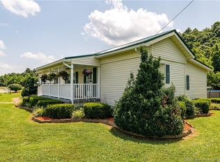 1570 W Water St, Borden, IN 47106