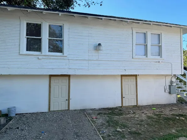 136 1/2 Glendale St, Houston, TX 77012