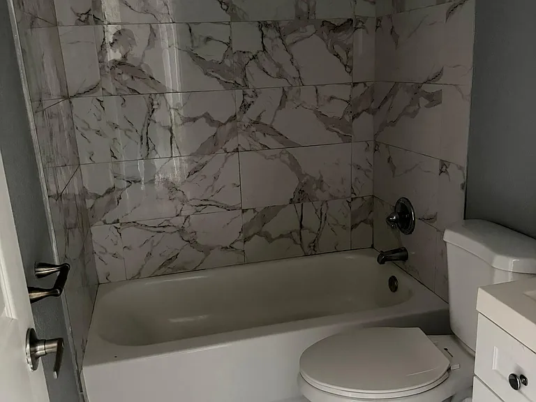 600 N Grove St #10 — Photo 14