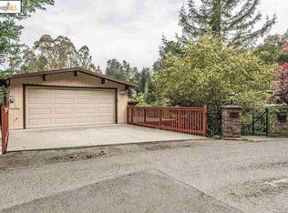 6643 Aitken Dr, Oakland, CA