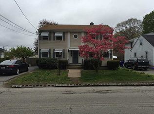 141 New Rd, Rumford, RI 02916