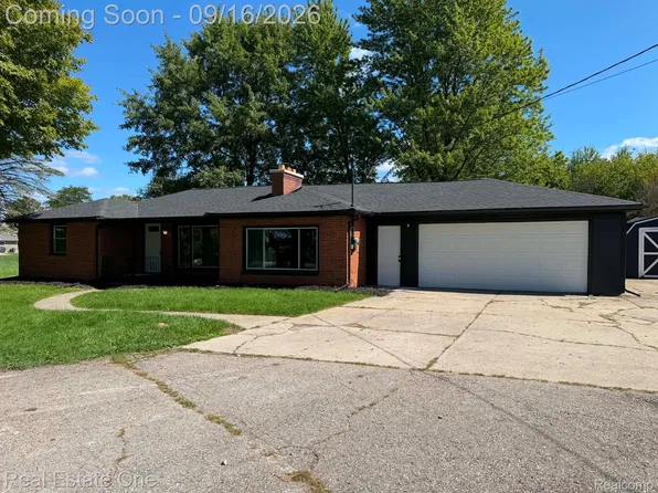 3055 Atlas Rd, Davison, MI 48423