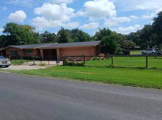 1412 N Rusk St, Wharton, TX 77488