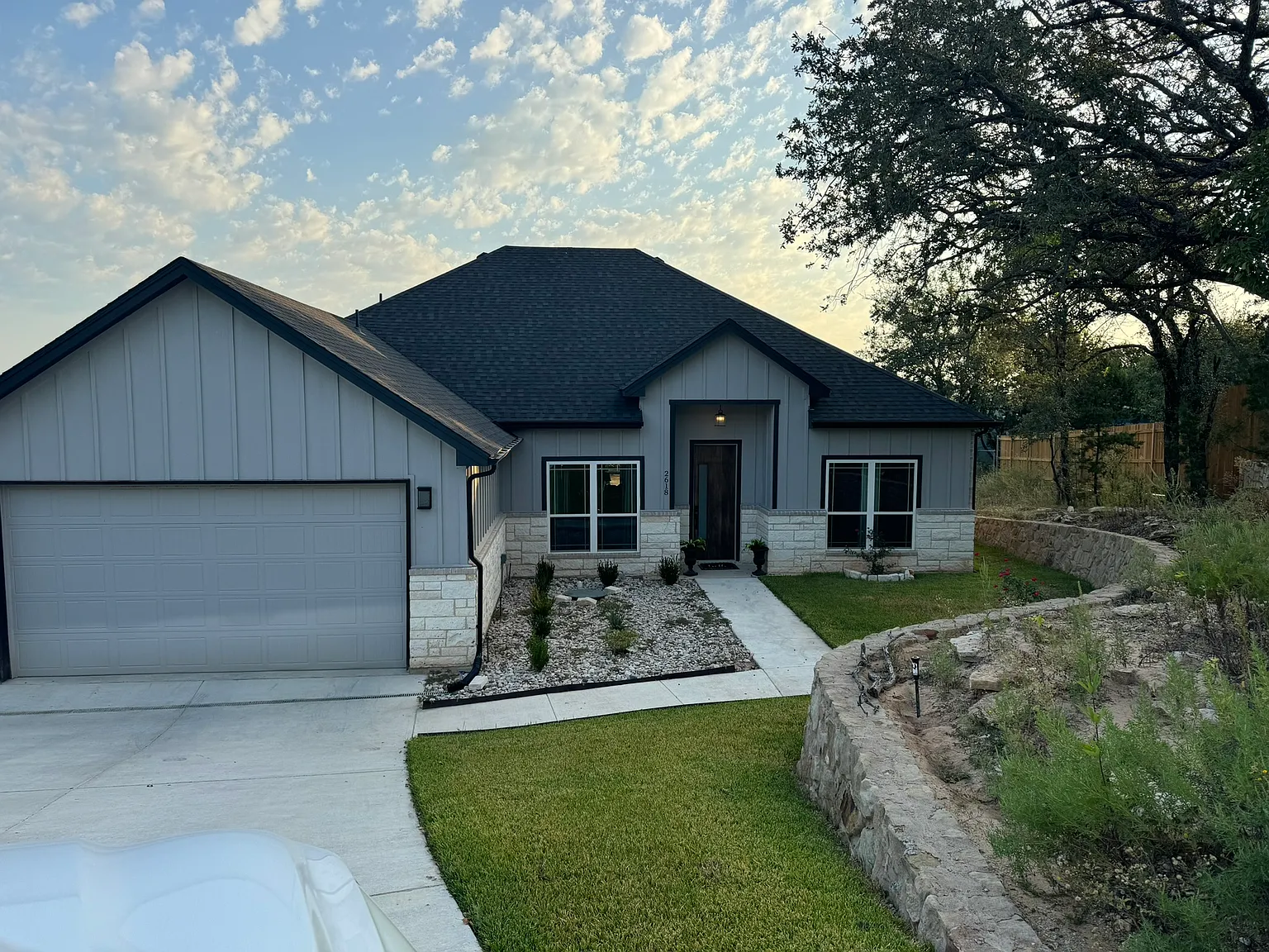 Houston Ct, Granbury — Photo 2