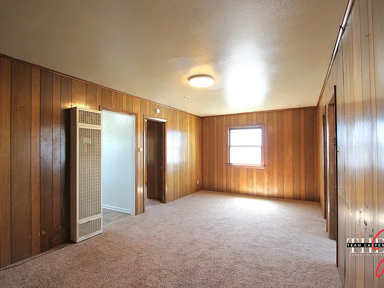 1011 E B St #3 — Photo 6