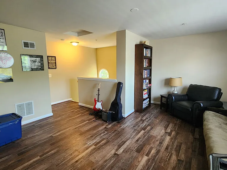 9128 Aventon Ct — Photo 20