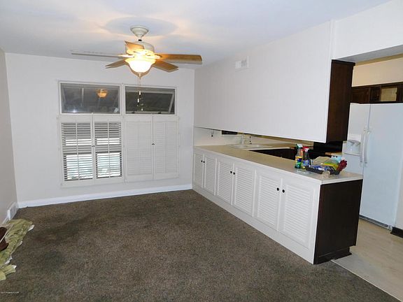 5th image of 810 Woodland Dr