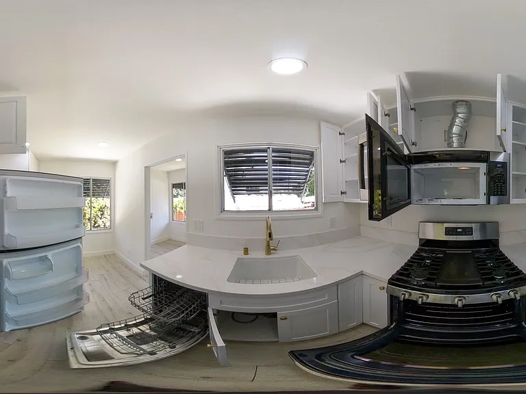 13524 Starbuck St — Photo 24