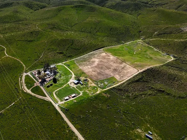 9245 Ellis St, Fellows, CA 93224