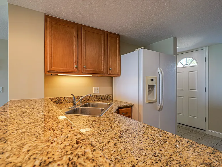 2700 Ocean Dr #208S — Photo 11