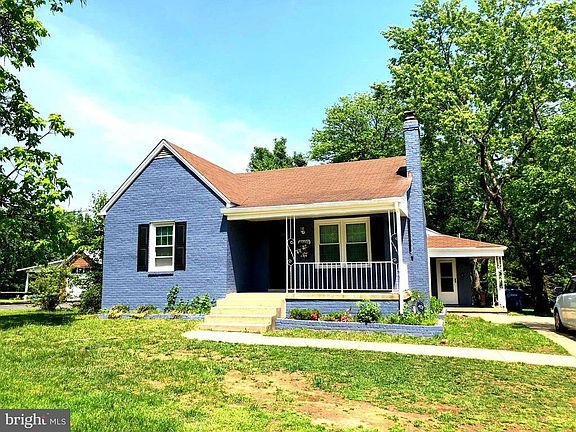 4th image of 8609 Woodlawn Ct