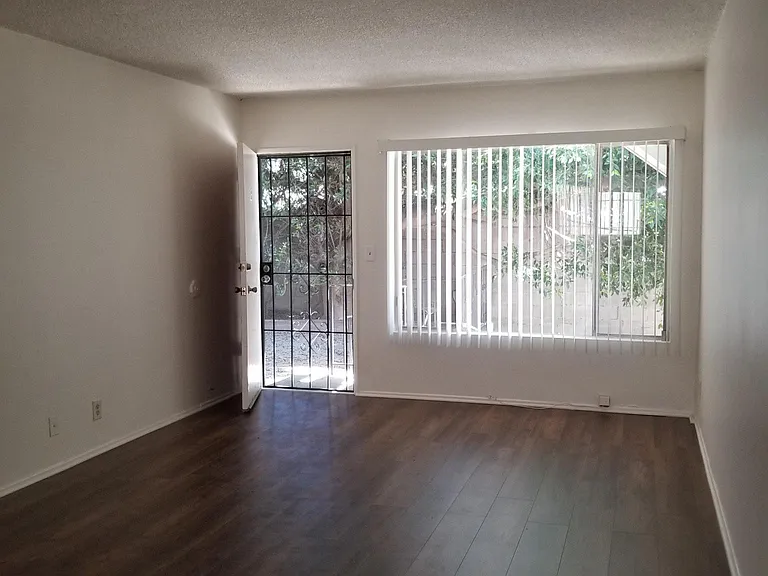 803 Edgewood St #3 — Photo 6