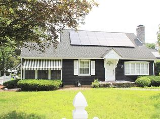 462 Pleasant St, Leominster, MA 01453