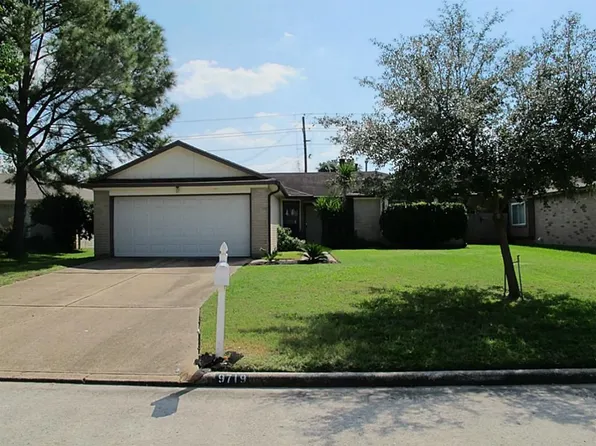 9719 Orangevale Dr, Spring, TX 77379