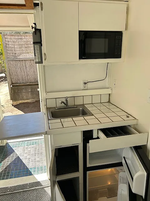 Studio, 175 sqft, $1,500 — Photo 2