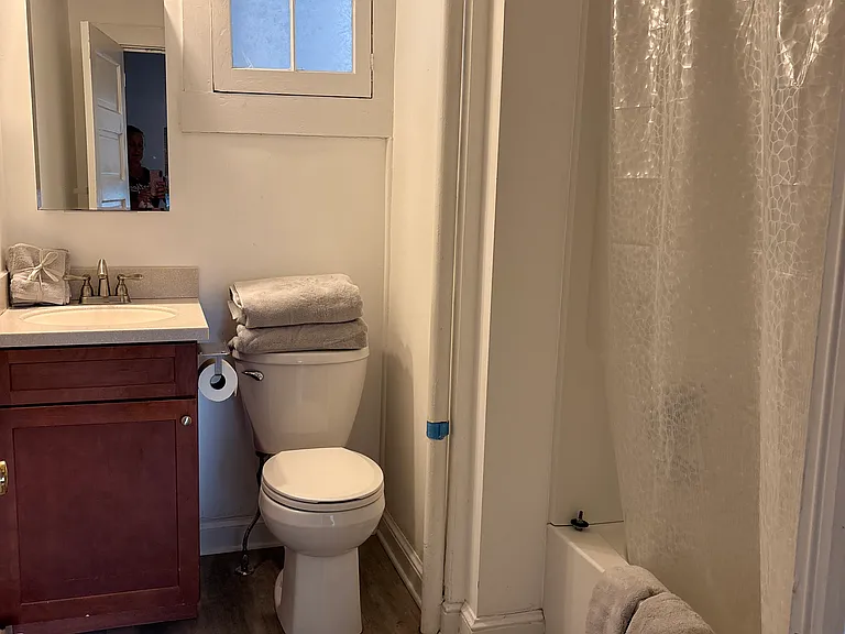 216 E Main St — Photo 19