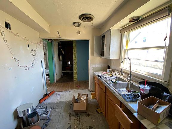 5th image of 5632 Hughes Rd