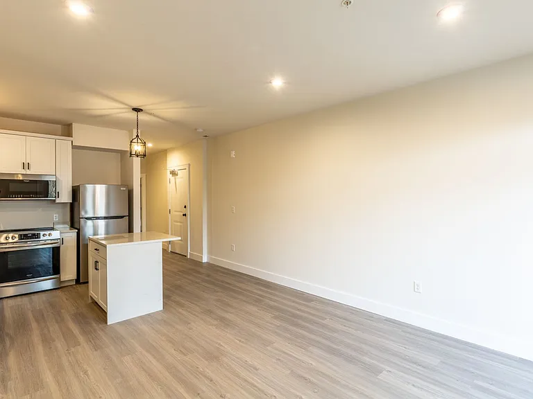 1135 Rose Hill Dr — Photo 39