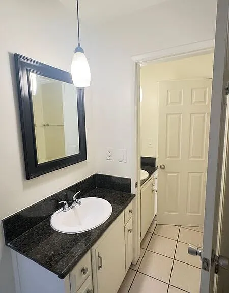 7350 Pickering Ave #8 — Photo 17