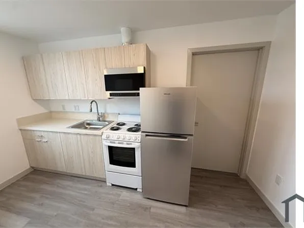 2403 Clyde Ave, Los Angeles, CA 90016