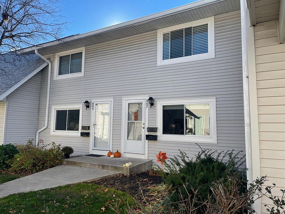 607 Eastbrooke