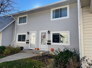 607 Eastbrooke Ln, Rochester, NY 14618