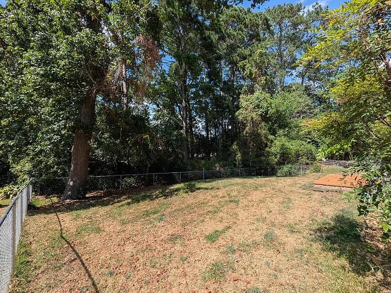 412 Woodyard Pl — Photo 11