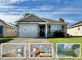 5593 Shadow Shore Pl, Gulf Breeze, FL 32563