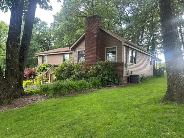 108 Needham Dr, Valencia, PA 16059