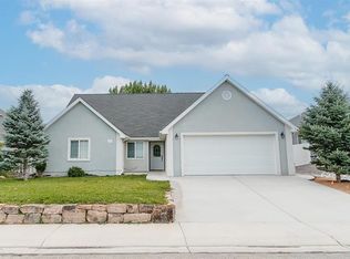 1343 Fivemile Creek Ave, Montrose, CO 81401