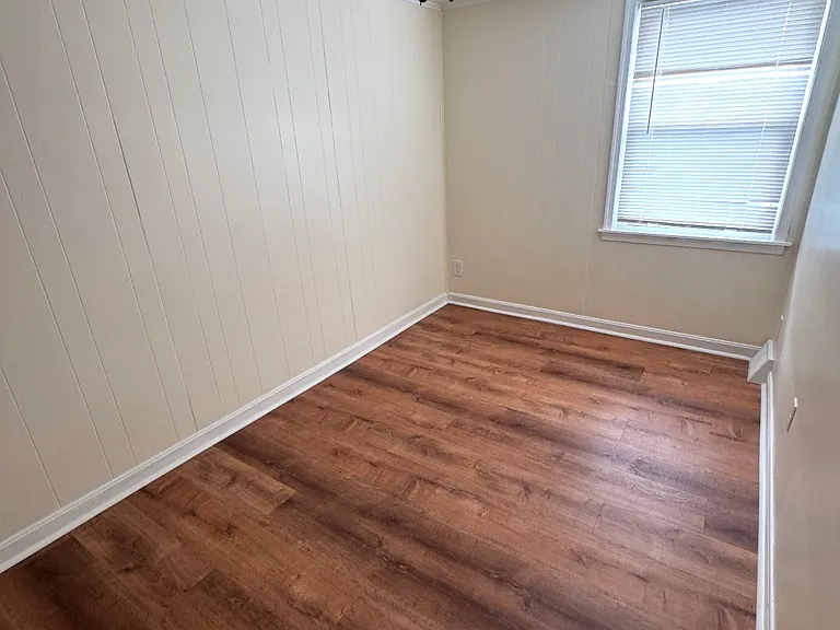 184 Madison Dr — Photo 5