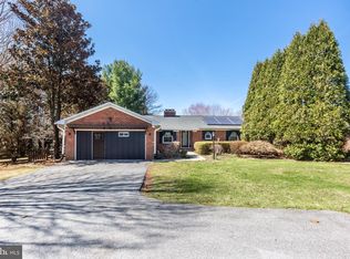 1712 Bachman Valley Dr, Westminster, MD 21157