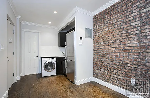 Rented by Oxford Property Group | media 6