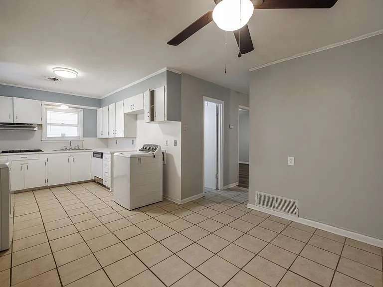 1217 Mimosa Dr — Photo 11