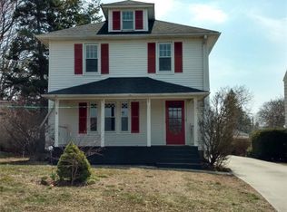 19 Robbins Ave, Newington, CT 06111