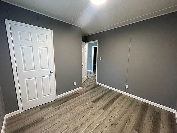 2nd image of 613 Woodbury St