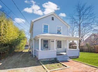 9 Jennings Ave, Center Moriches, NY 11934