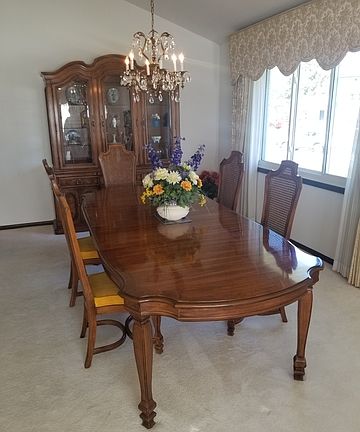 3rd image of 8810 Magnolia Ct