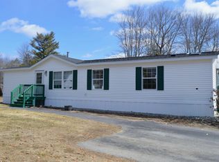 15 S Cranberry Ln, Rochester, NH 03867
