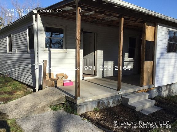 2nd image of 2833 Greenway Dr