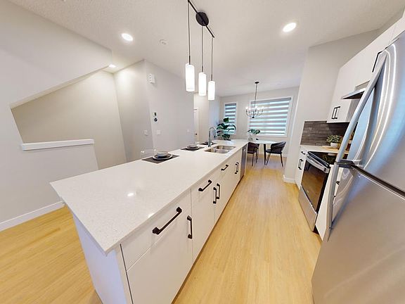 5th image of 2035 Chalmers Way SW
