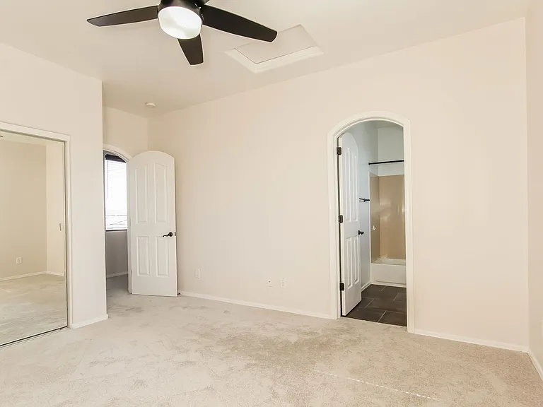 2433 W Horsetail Trl — Photo 21